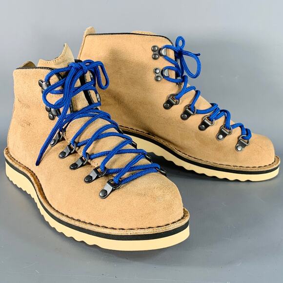 DANNER Size 9 Mountain Light Tan Blue Nubuck Lace-Up Hiking Boots - Picture 1 of 10